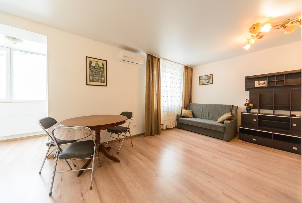 New Appartment Near Kyiv Airport Buitenkant foto